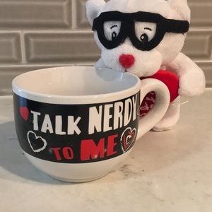 ♥️Valentines 20% price drop♥️NWT valentines cup and stuff bear. SALE!
